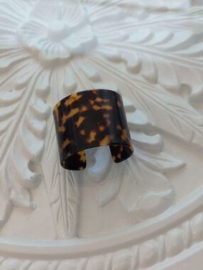 Vintage Tortoise Cuff Bracelet Small Wrist